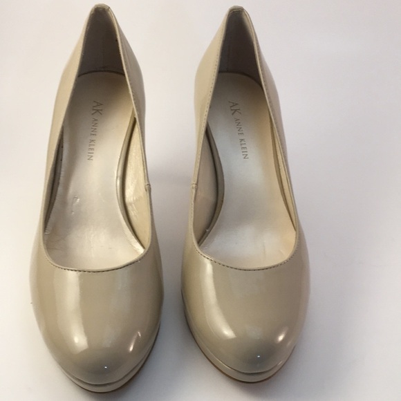 AK Anne Klein Womens Size 8 Shoes Pump Patent Heeled Slip On. NEW. - Picture 2 of 7